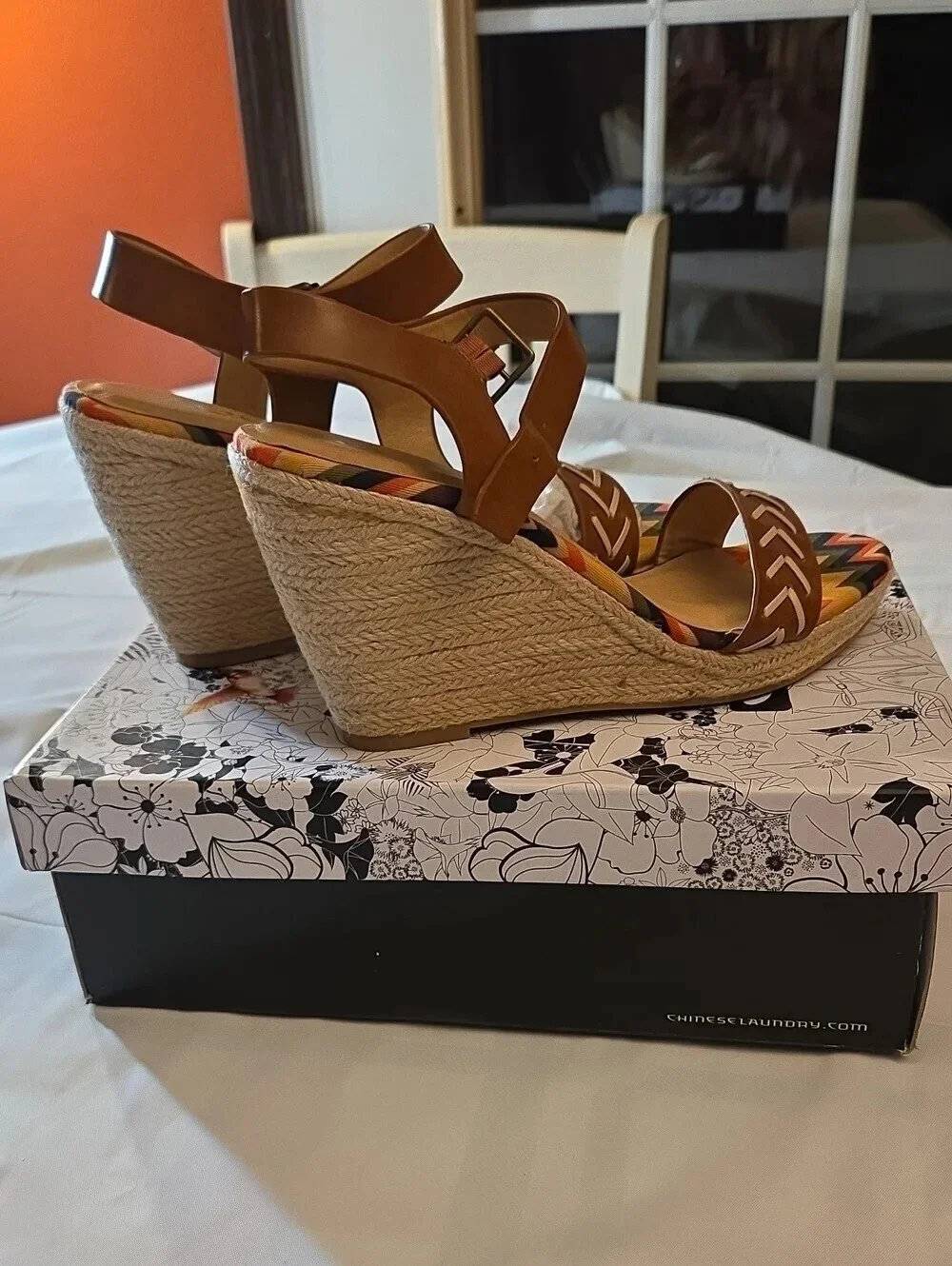 Chinese Laundry Wedge Sandals Women's 8.5 Multicolor Boho Espadrille Platform